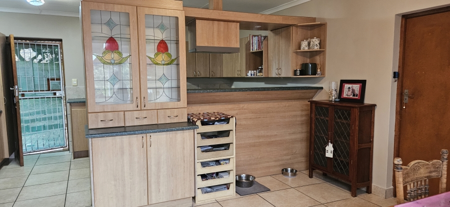 2 Bedroom Property for Sale in Stilbaai Wes Western Cape